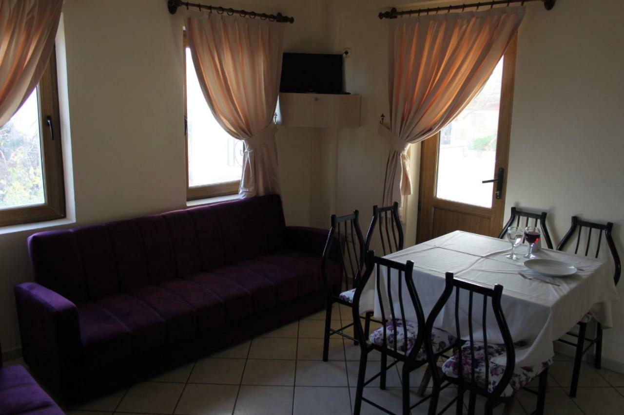 Ozukara Apart 2 Gumbet ภายนอก รูปภาพ